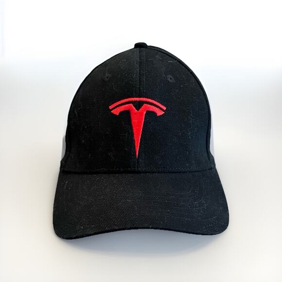 Tesla Mens Black Red Embroidered Logo Stretched Fitted Hat Size S/M Baseball Cap - Picture 1 of 6